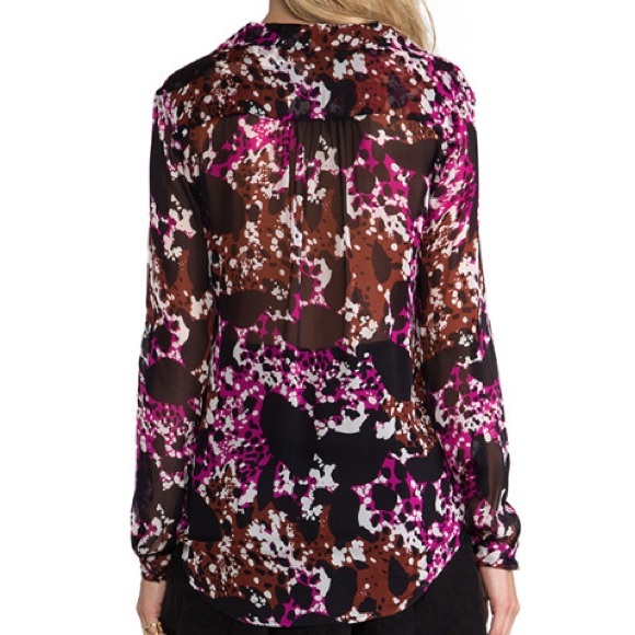 Diane Von Furstenberg Lorelei Cheetah Splash Pink Silk Blouse Size 2 - Picture 7 of 7